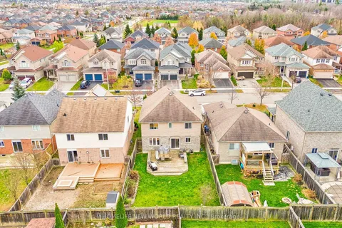 58 Sovereigns Gate, ON L4N 0Y9