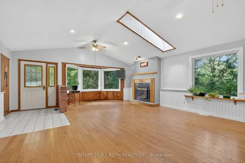 281 Harvie Road, ON L4N 8J5