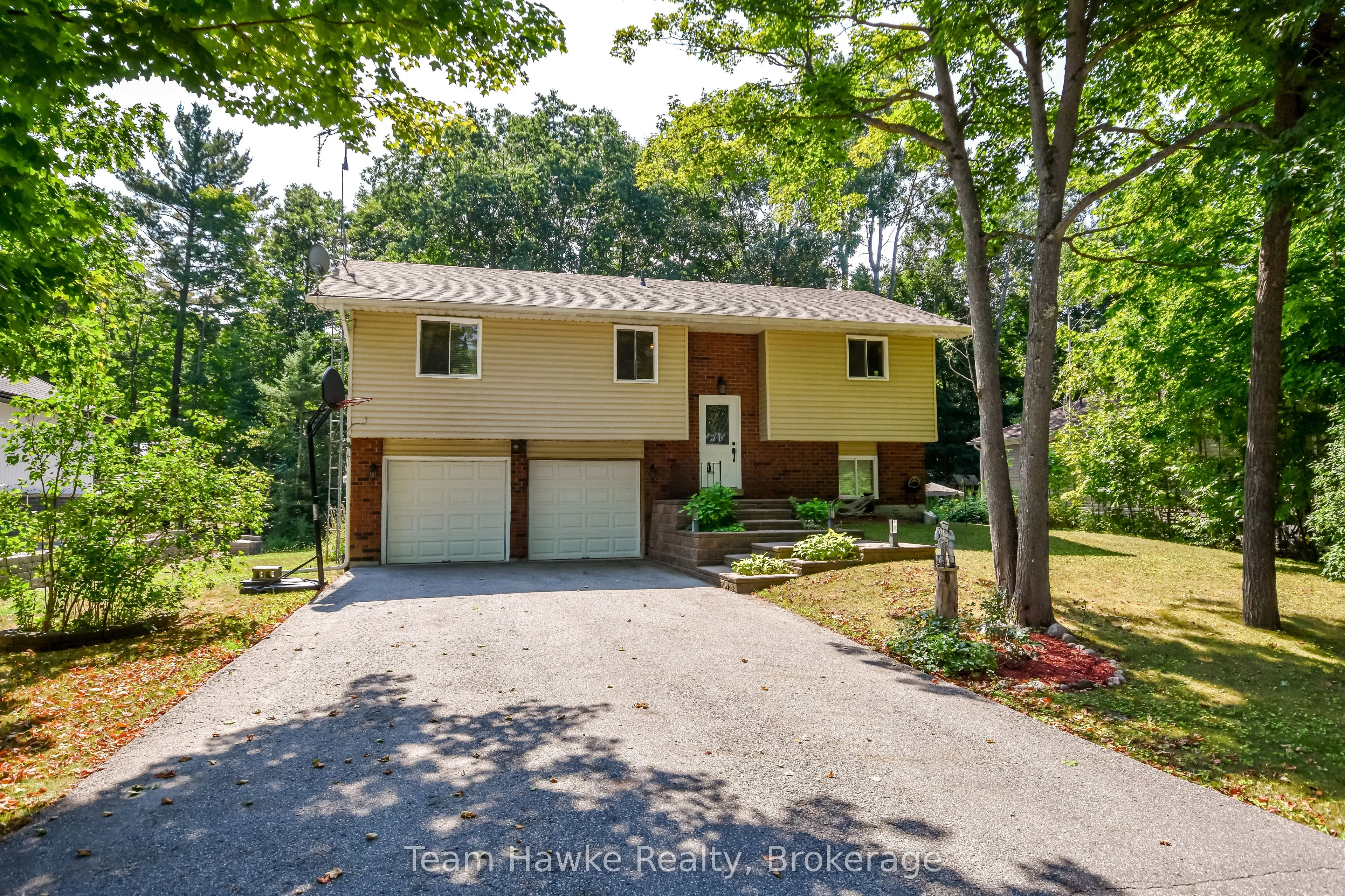 40 St. Laurent Boulevard, ON L9M 0J2