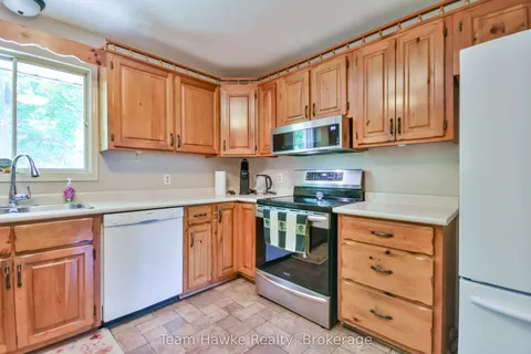 40 St. Laurent Boulevard, ON L9M 0J2