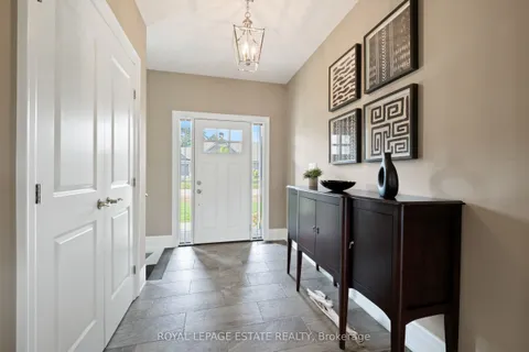 3 Georgian Grande Drive, ON L0K 1E0