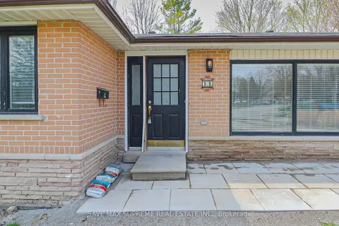 10 CURTISS Court, ON L4M 2M7