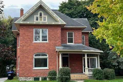 3 Wellington Street, ON L0M 1G0