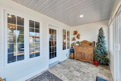 48 Madawaska Trail, ON L9Z 1X7