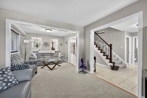 56 Bird Street, ON L4N 0X3