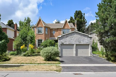 184 Hanmer Street, ON L4N 7J9