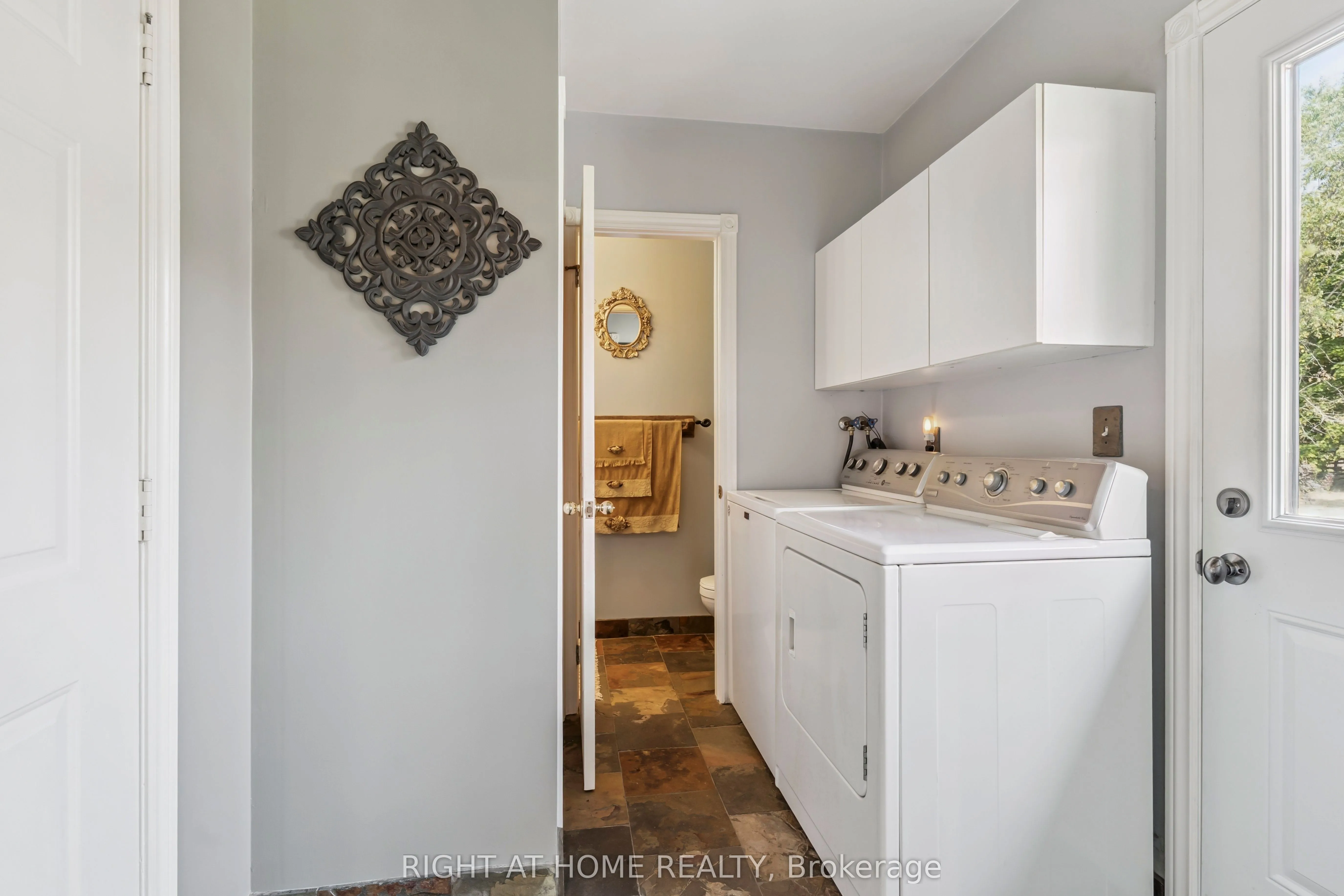 6216 Sunnidale Tosorontio Townline, ON L0M 1K0