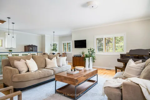 9 Georgian Court, ON L9Y 4W5