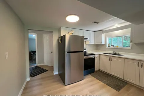 34 Broadview Street, ON L9Y 0X2