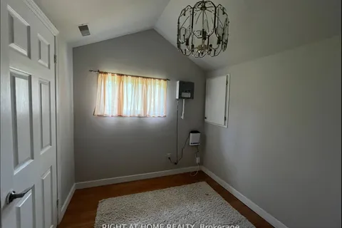 34 Broadview Street, ON L9Y 0X2