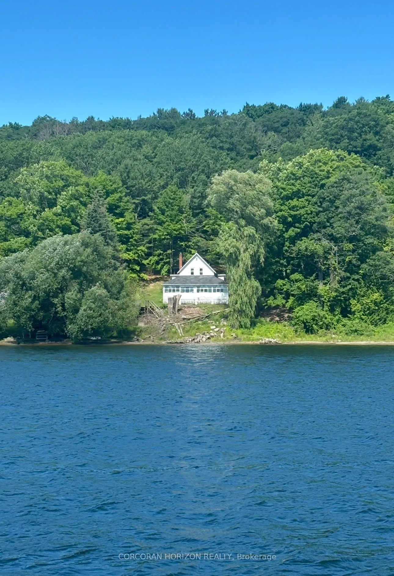 383 Champlain Road, ON L9M 1S3