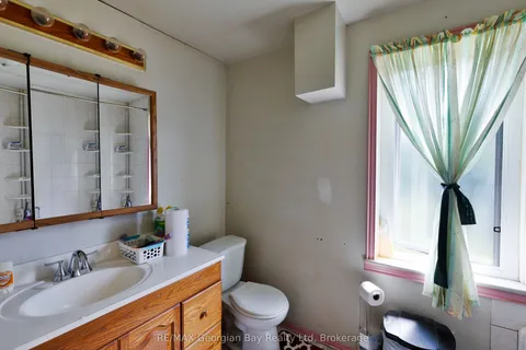 461 William Street, ON L0K 2A0