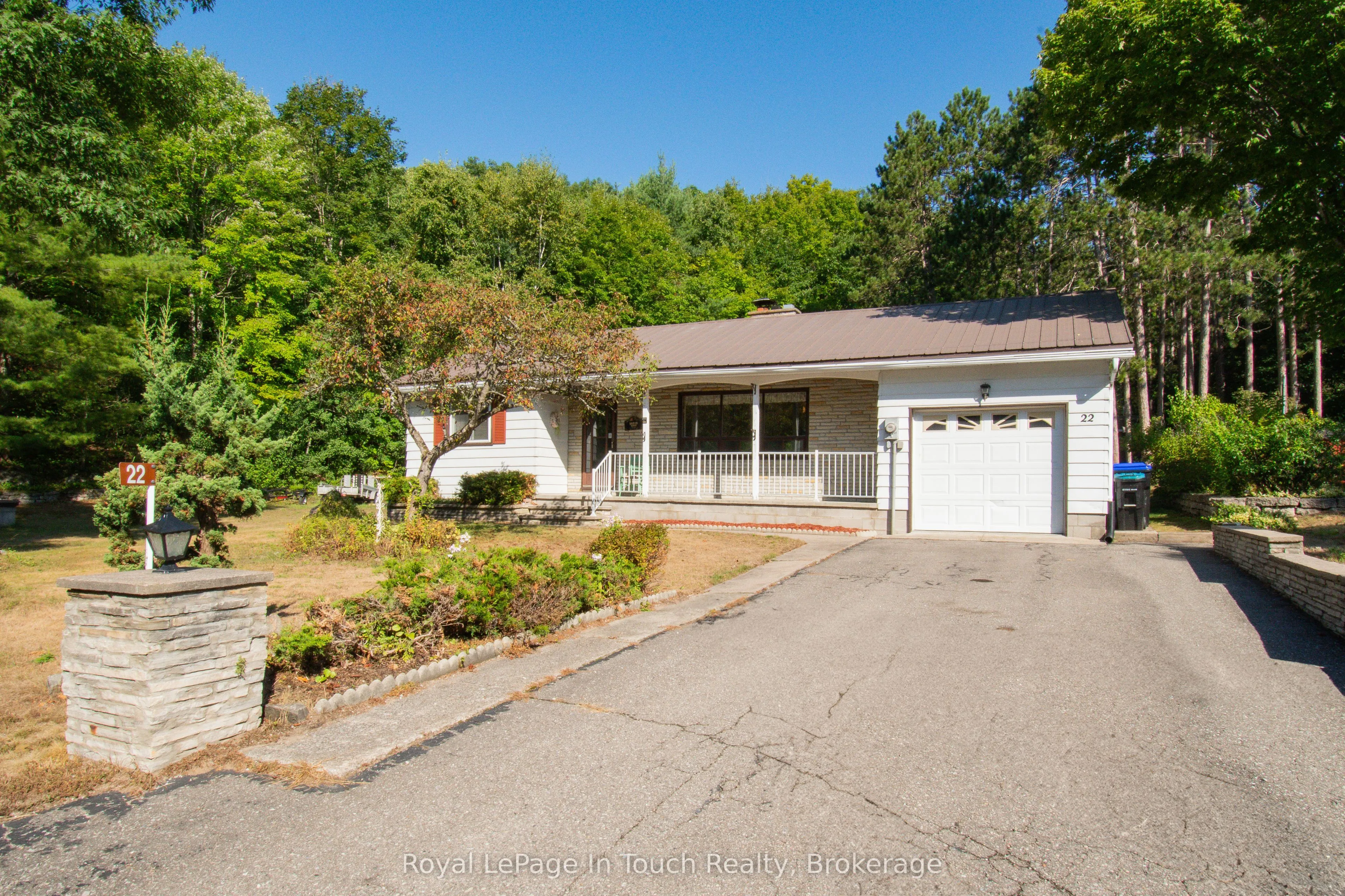 22 Glendale Road, ON L9M 0C2