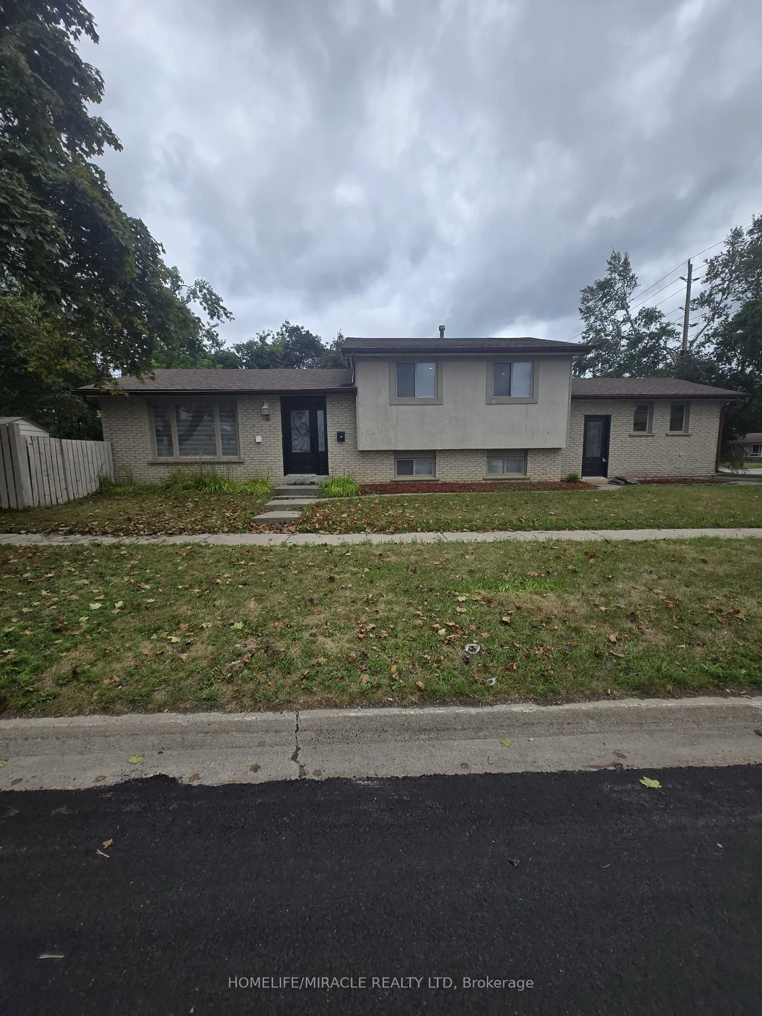 3 Sylvia Street, ON L4M 5J3