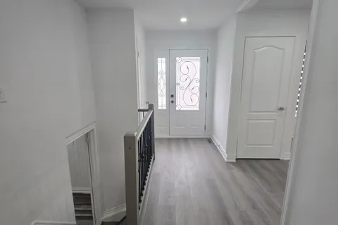 3 Sylvia Street, ON L4M 5J3