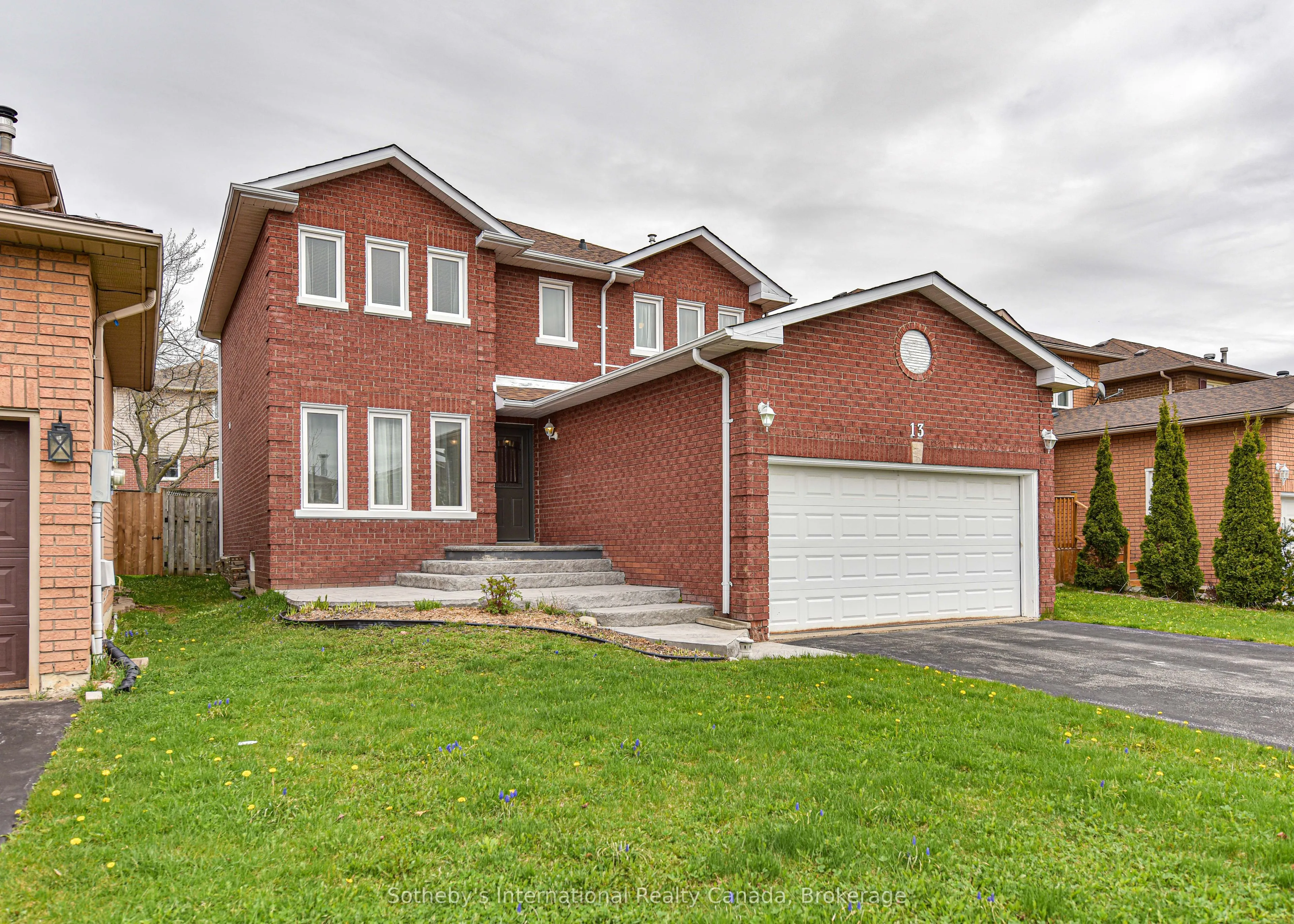 13 Burke Drive, ON L4N 7J3