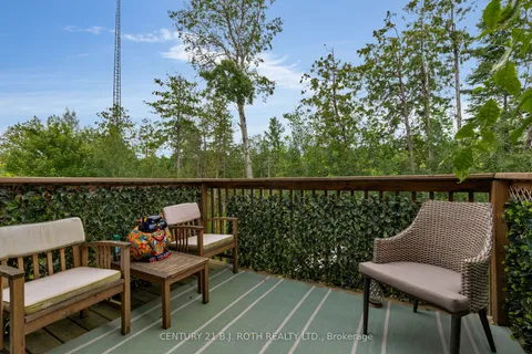 107 Allegra Drive, ON L9Z 0H5