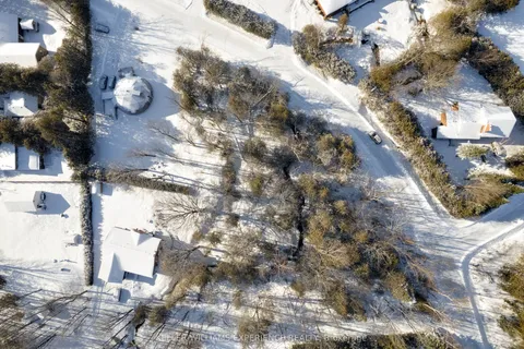 39 & 43 Campbell Avenue, ON L0L 1T0