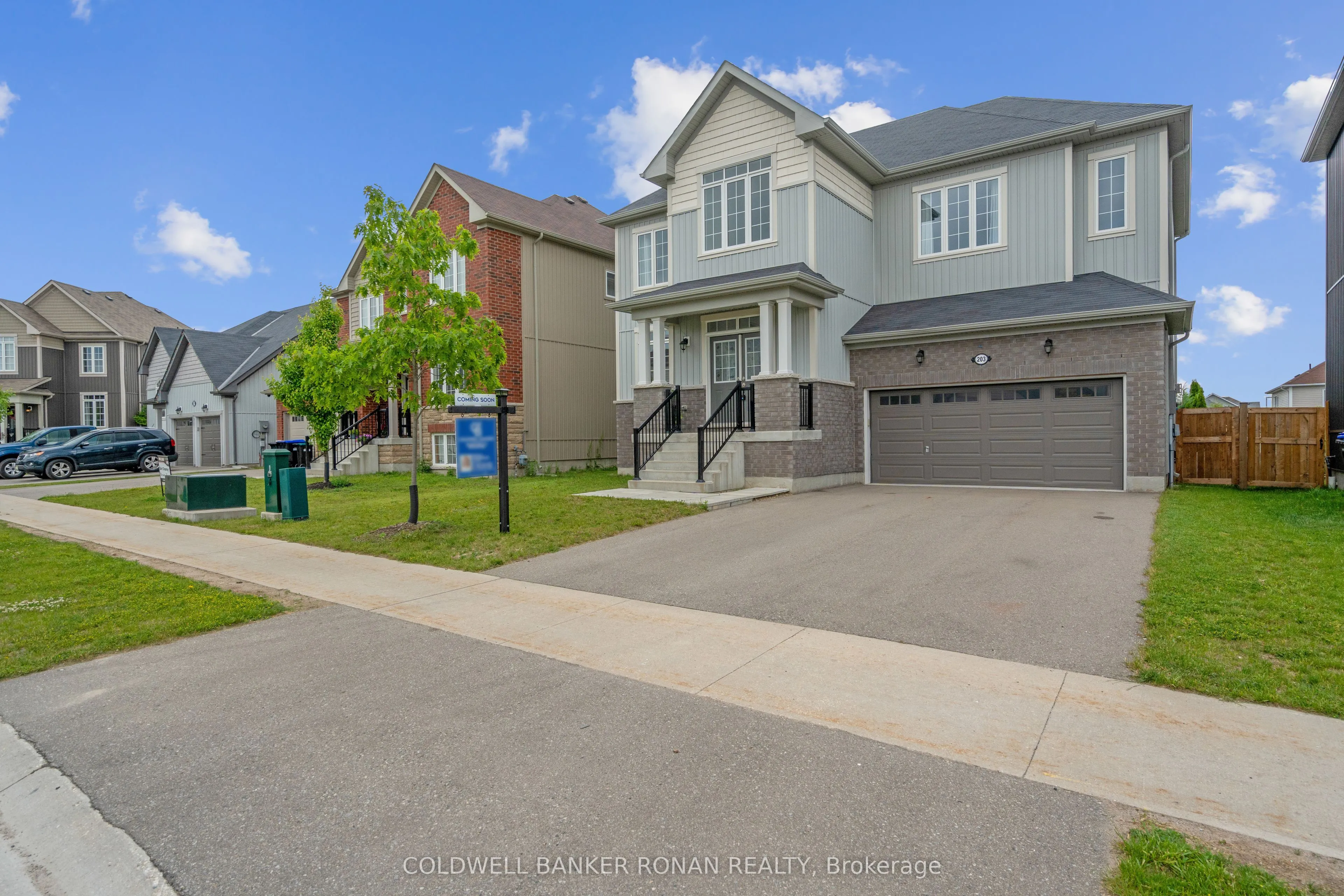 203 Roy Drive, ON L0M 1S0