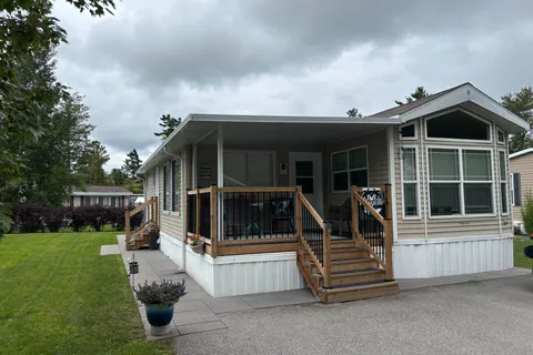 108 Madawaska Trail, ON L9Z 1X7