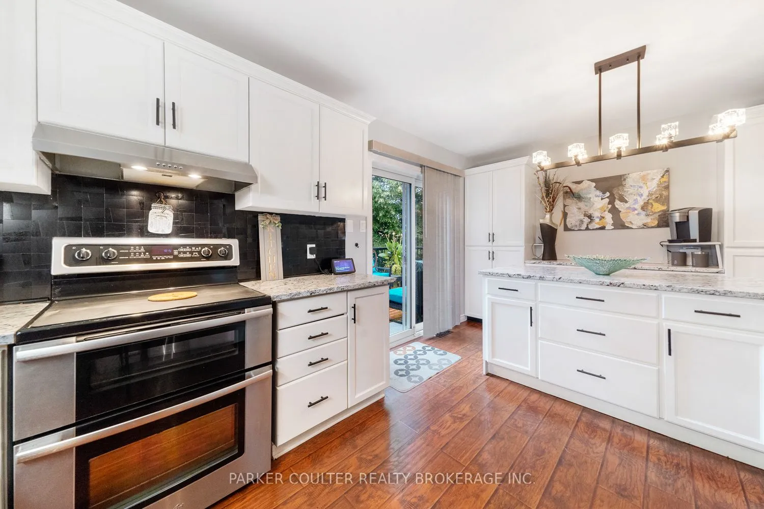 7 Coles Court, ON L9Z 1H5