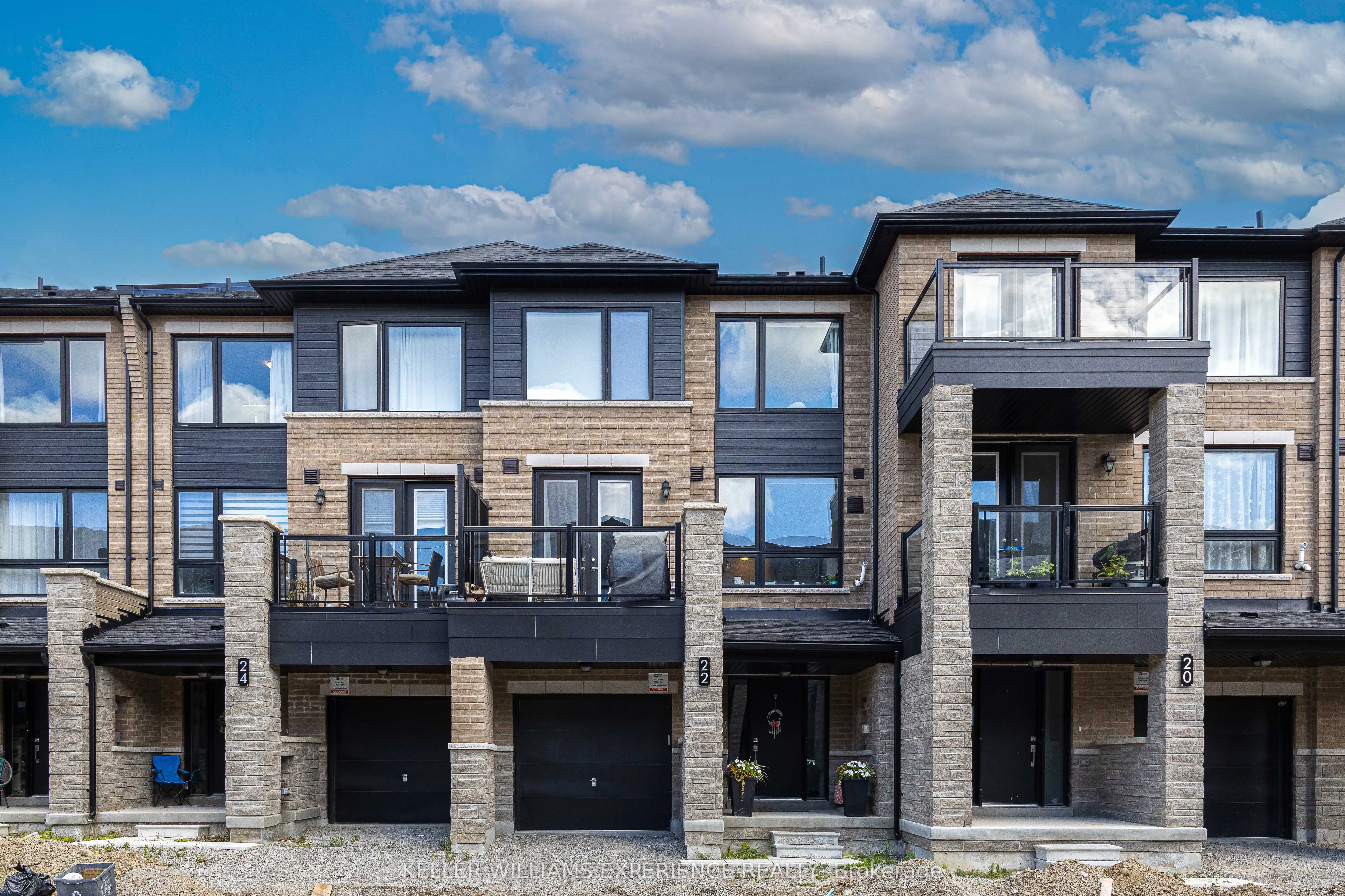 22 Red Maple Lane, ON L9J 0N4