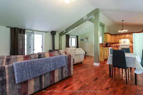 2198 Champlain Road, ON L9M 0C4