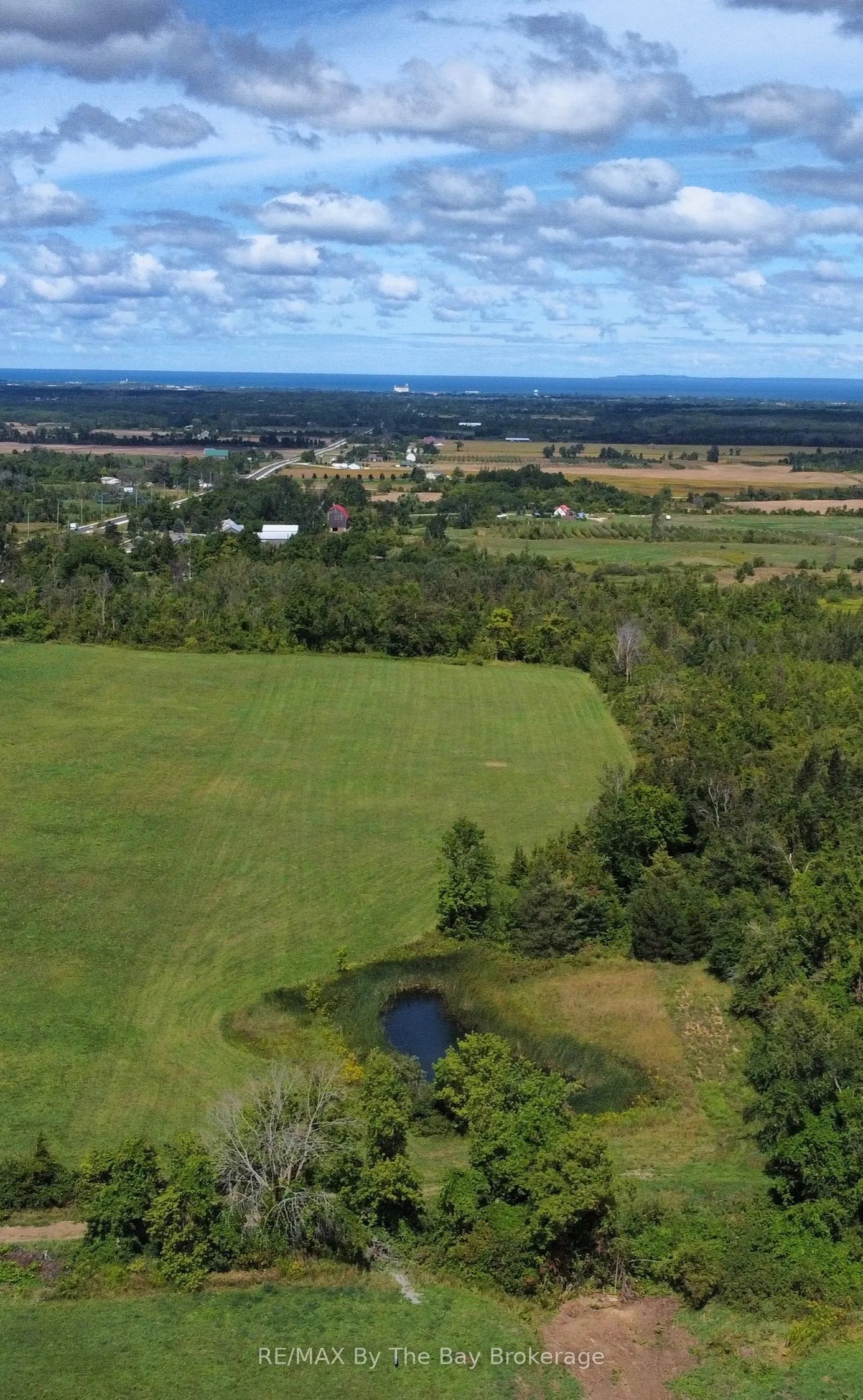 12 Sydenham Trail, ON L0M 1H0