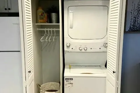 27 Watson Drive, ON L4M 6W8