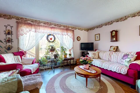 14 Seneca Crescent, ON L9M 0C9