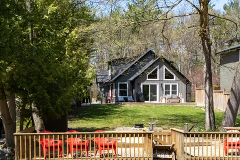 181 KNOX Road, ON L9Z 2T6