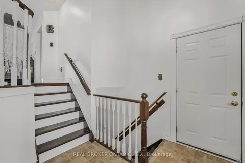 22 Dykstra Drive, ON L4N 0E2