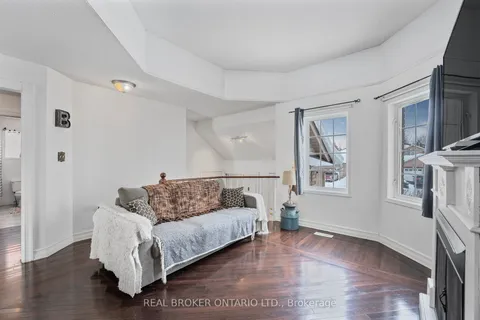 22 Dykstra Drive, ON L4N 0E2