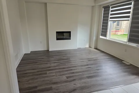 46 COPPERHILL Heights, ON L9S 2Z4