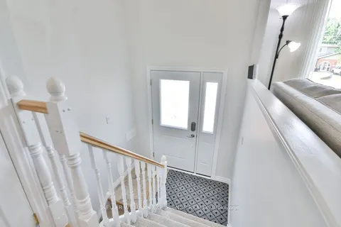 80 Cundles Road, ON L4M 2Z7