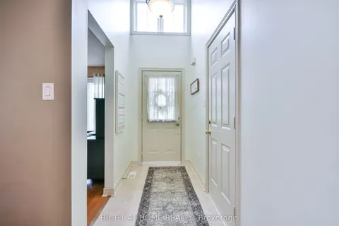 13 Couples Court, ON L4M 6V5