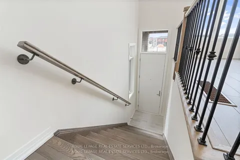 27 Cherry Hill Lane, ON L4N 6K7