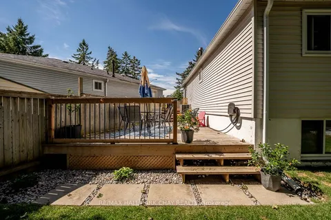 29 Shaw Crescent, ON L4N 4Z3