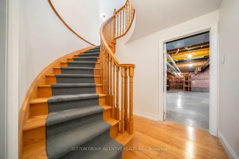 1882 Providence Lane, ON L3V 6H2