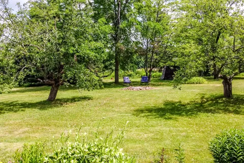 23 Conder Drive, ON L0K 1E0