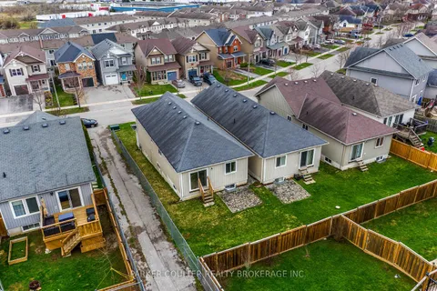 66 Pearl Drive, ON L3V 0A6