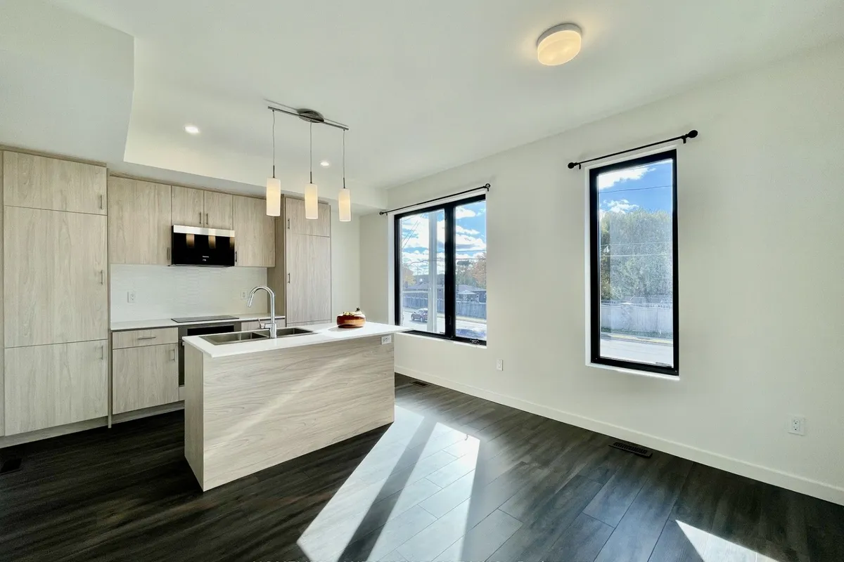 29 Rainwater Lane, ON L4N 9J6