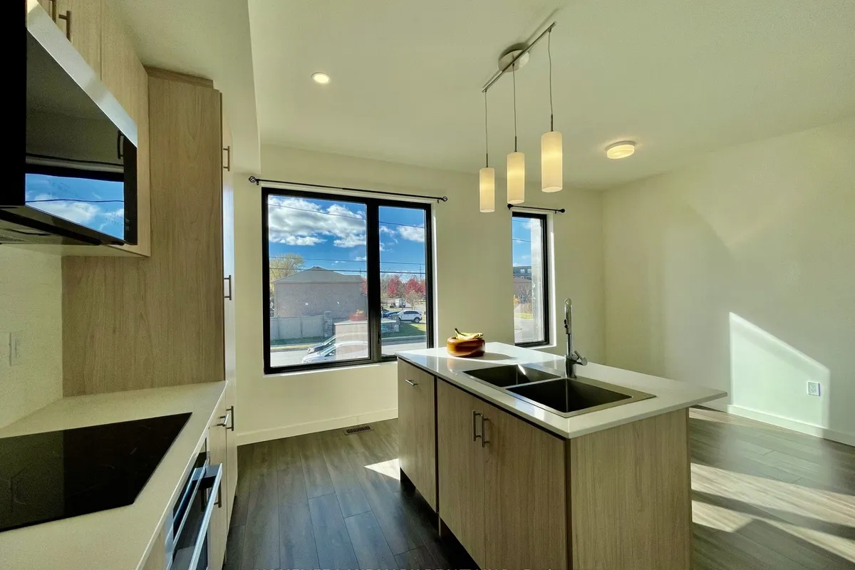 29 Rainwater Lane, ON L4N 9J6