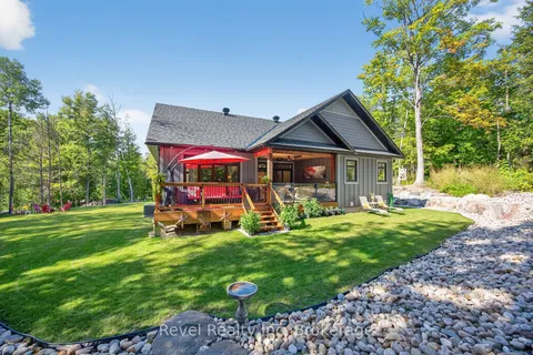 517 Silverbirch Drive, ON L9M 0M5