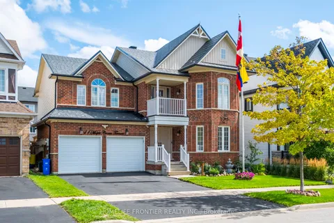 11 Maple Crown Terrace, ON L4M 7H3