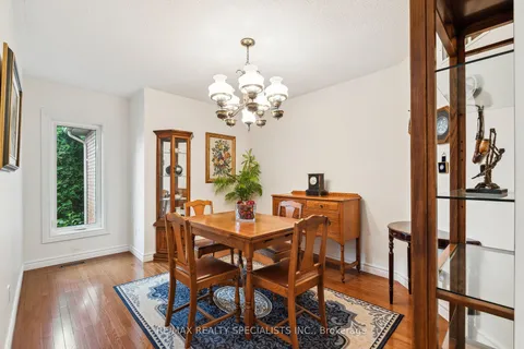 22 Lamont Creek Drive, ON L9Z 1J9