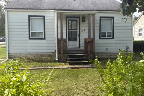 139 Memorial Avenue Avenue, ON L3V 5X1