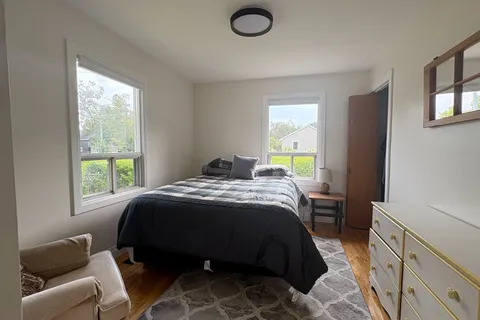 139 Memorial Avenue Avenue, ON L3V 5X1