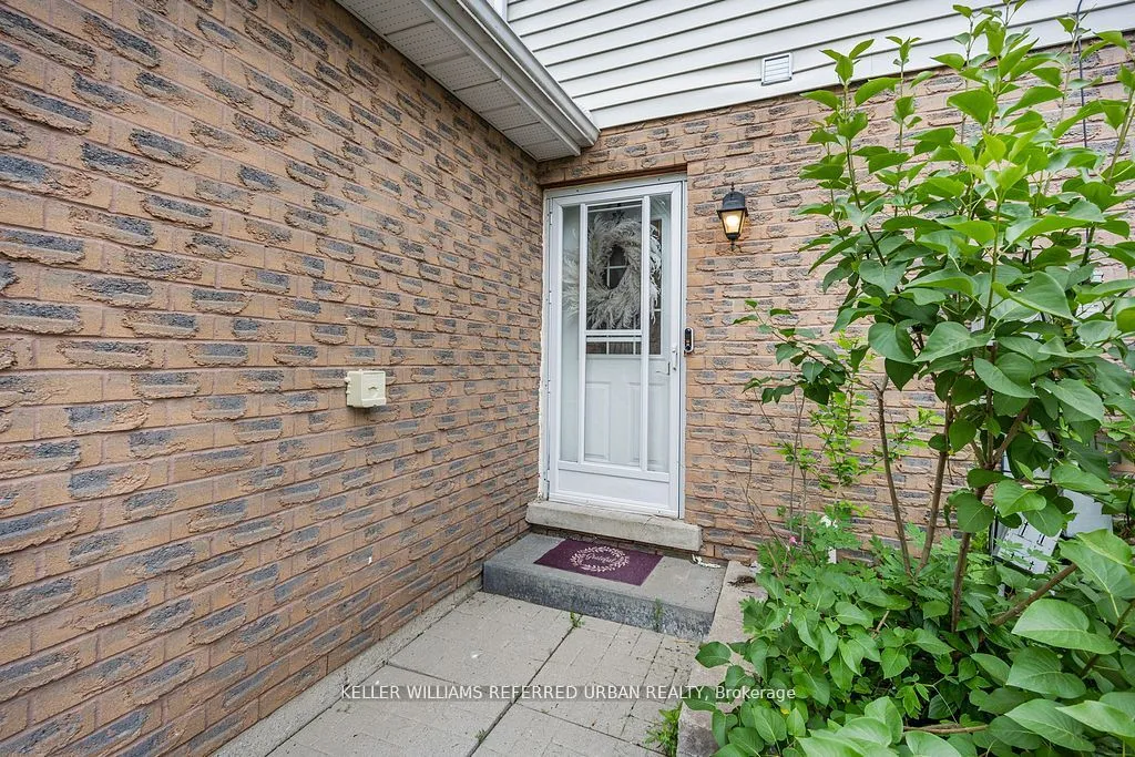 Condo Townhouse interior view at 325 West N Street Orillia