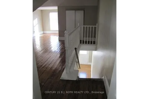 73 High Street, ON L4N 1W5